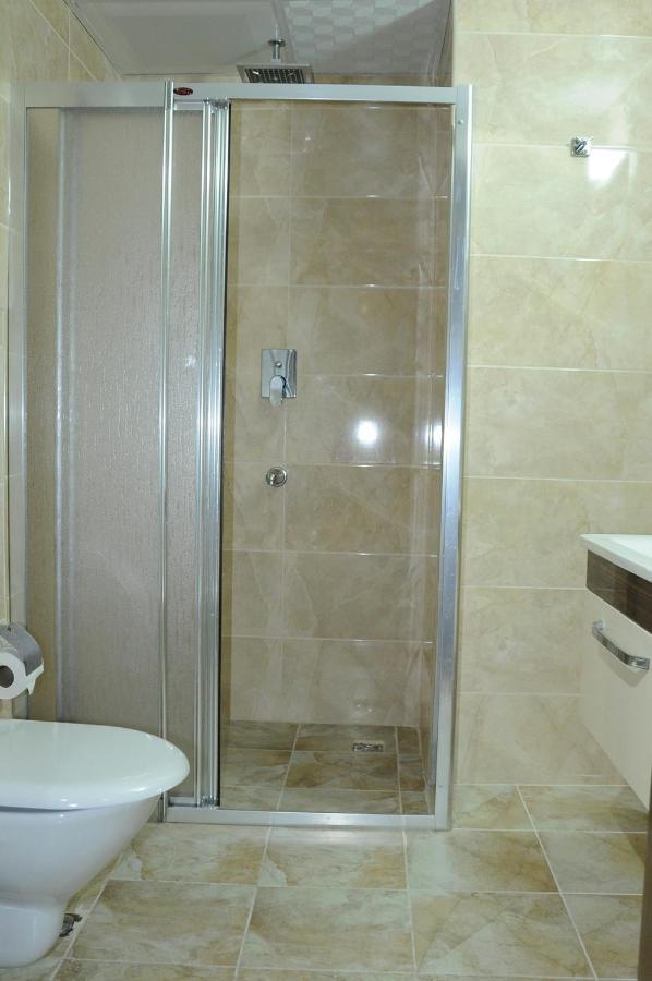 Mesnevi Hotel كونيا الغرفة الصورة