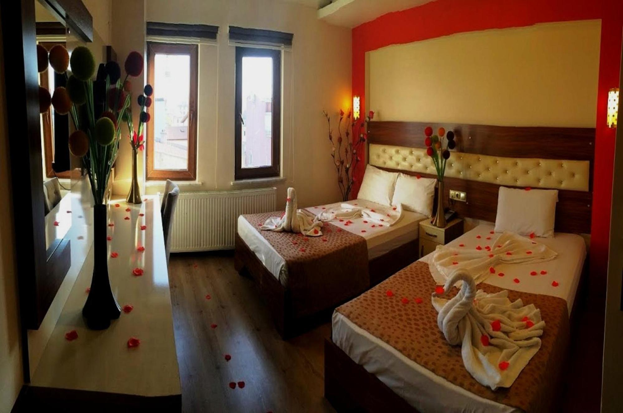 Mesnevi Hotel كونيا المظهر الخارجي الصورة