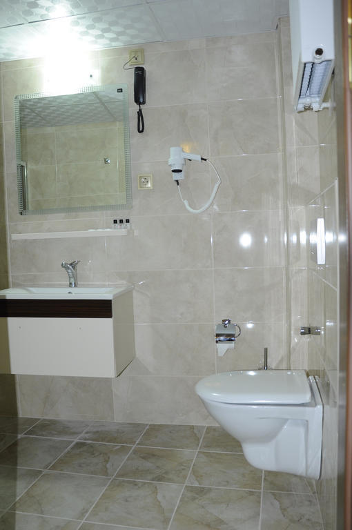 Mesnevi Hotel كونيا الغرفة الصورة