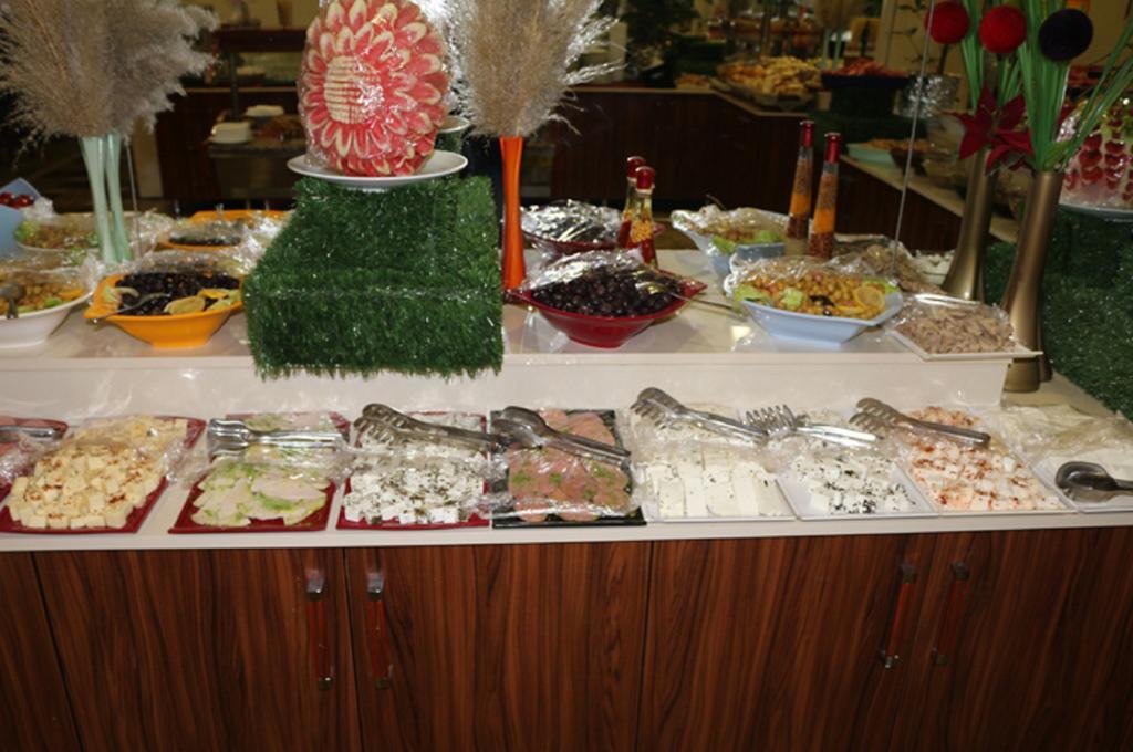 Mesnevi Hotel كونيا المظهر الخارجي الصورة