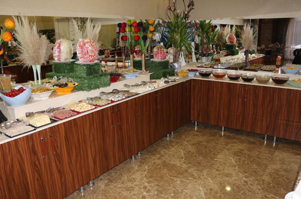 Mesnevi Hotel كونيا المظهر الخارجي الصورة
