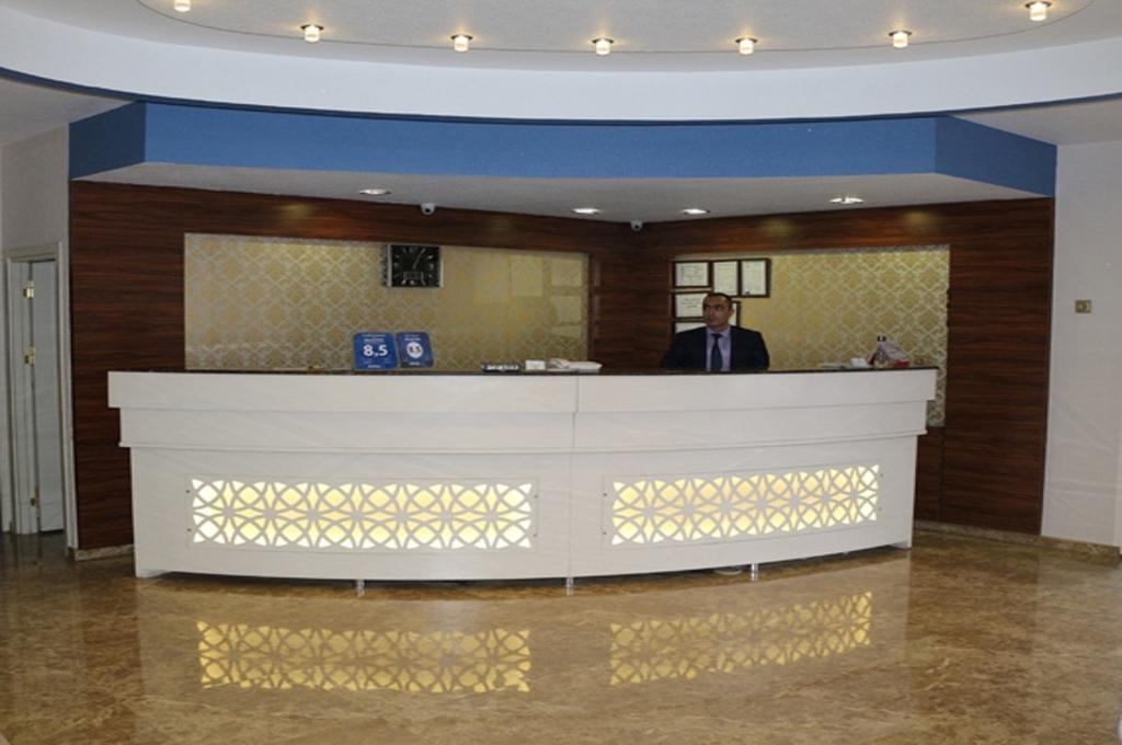 Mesnevi Hotel كونيا المظهر الخارجي الصورة