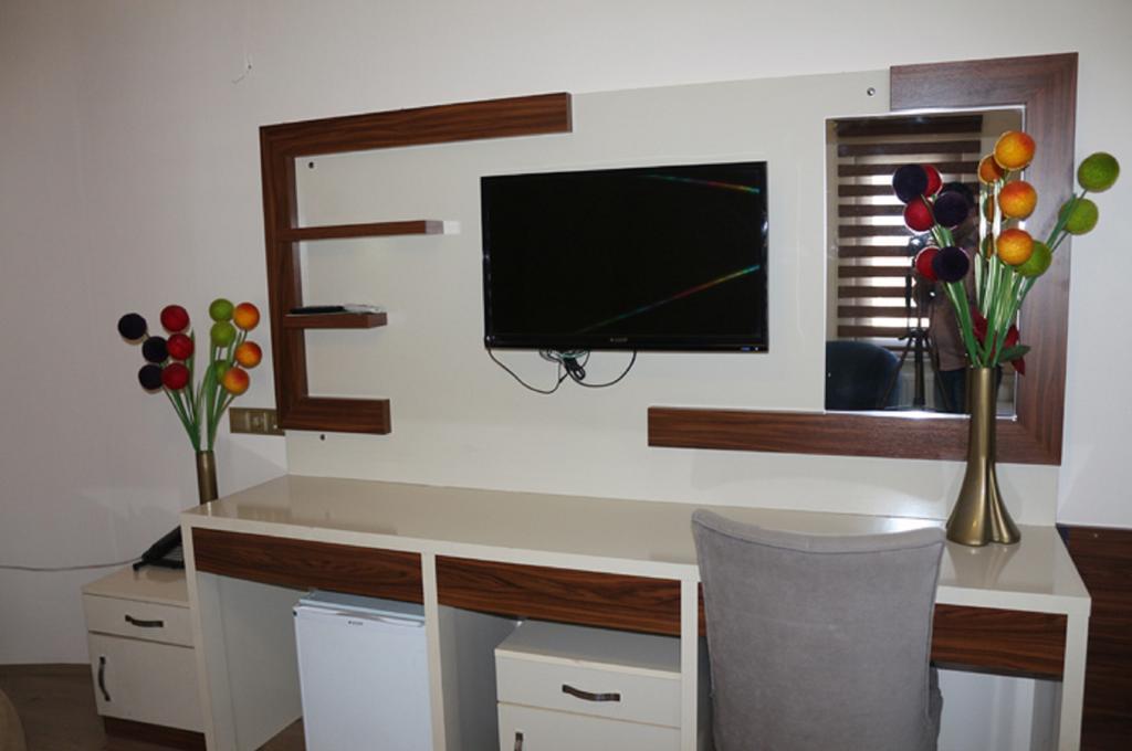Mesnevi Hotel كونيا المظهر الخارجي الصورة